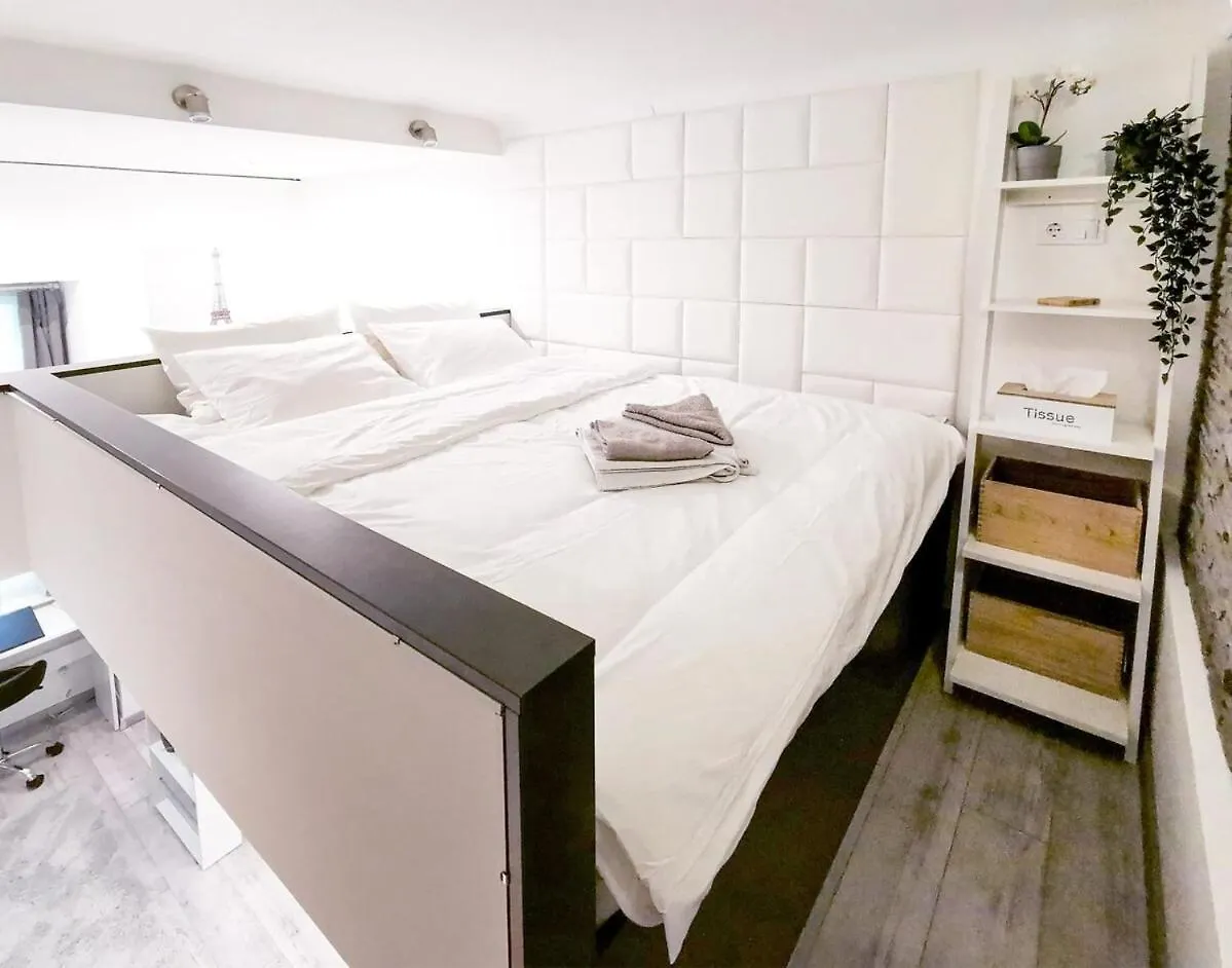 Modern Studio At The Castle Budapest